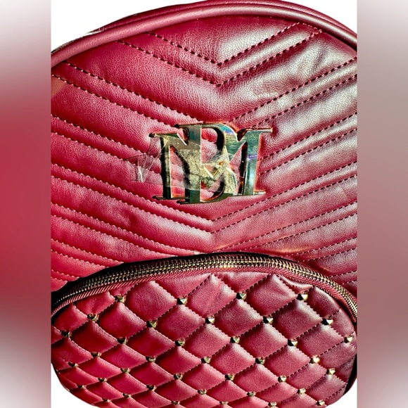 NWT Badgley Mischka quilted backpack - Picture 6 of 8